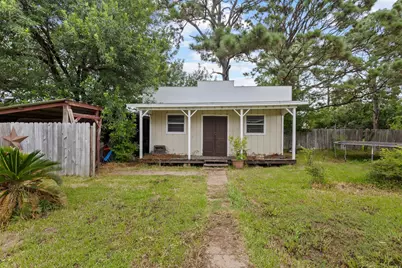 6281 25th St, Groves, TX 77619 - Photo 23