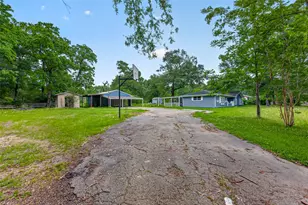 12163 Oak Leaf Rd, Conroe, TX 77303 - Photo 43