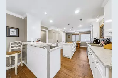 15621 Elwood Drive, Jersey Village, TX 77040 - Photo 5