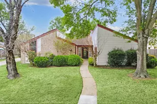 15621 Elwood Dr, Jersey Village, TX 77040 - Photo 1