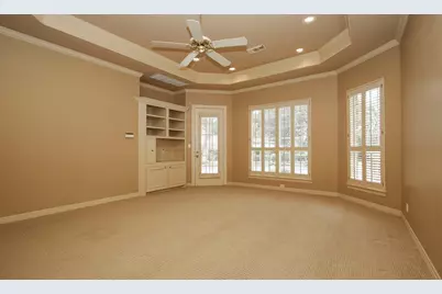8 Epernay Place, Jersey Village, TX 77040 - Photo 19
