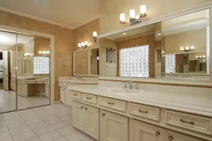 8 Epernay Pl, Jersey Village, TX 77040 - Photo 21