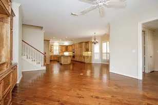 8 Epernay Pl, Jersey Village, TX 77040 - Photo 17