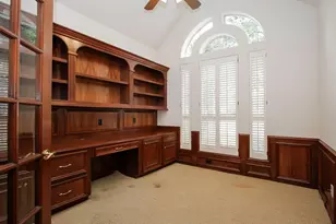 8 Epernay Pl, Jersey Village, TX 77040 - Photo 7