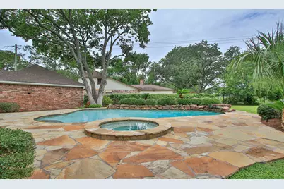 8 Epernay Place, Jersey Village, TX 77040 - Photo 45