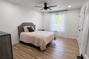 2601 Bellefontaine St, Houston, TX 77025 - Photo 7