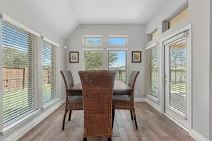 10135 Napier Dr, Manvel, TX 77583 - Photo 9