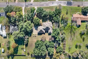 417 W Morgan St, Franklin, TX 77856 - Photo 41