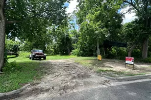 5117 Salina St, Houston, TX 77026 - Photo 1