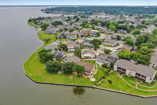 124 April Point N, Montgomery, TX 77356 - Photo 25