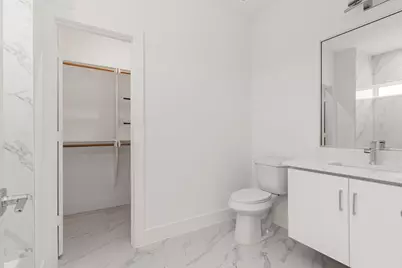 4702 Thornton Views  Rd, Houston, TX 77018 - Photo 33