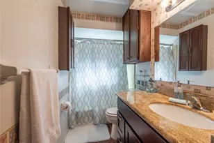 2121 Yorktown Ct S, League City, TX 77573 - Photo 19