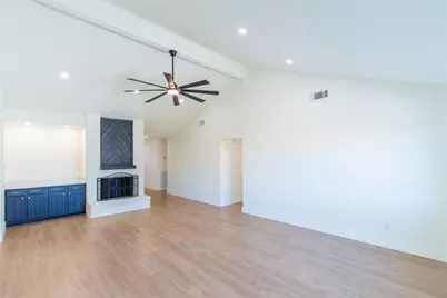 8618 Quail Vista Drive, Houston, TX 77489 - Photo 9