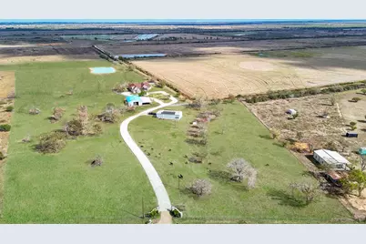 1093 Sunderman Road, Alleyton, TX 78935 - Photo 5