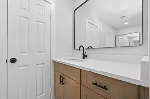 13834 Sheri Hollow Ln, Houston, TX 77082 - Photo 29