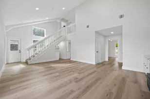 13834 Sheri Hollow Ln, Houston, TX 77082 - Photo 7