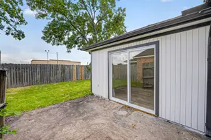 13834 Sheri Hollow Ln, Houston, TX 77082 - Photo 49