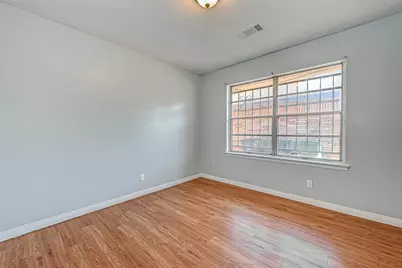 2946 Dragonwick Drive, Houston, TX 77045 - Photo 31