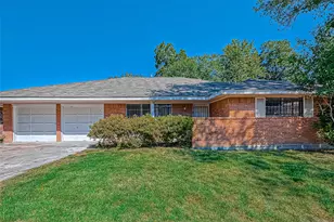 2946 Dragonwick Dr, Houston, TX 77045 - Photo 5