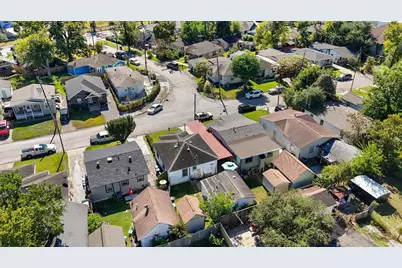 1227 Common Park Drive, Houston, TX 77009 - Photo 29