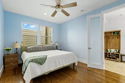 215 Avondale Street, Houston, TX 77006 - Photo 5