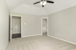 9710 Arrowgrass Dr, Houston, TX 77064 - Photo 17