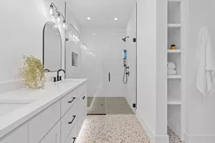 1225 Delano St, Austin, TX 78721 - Photo 13