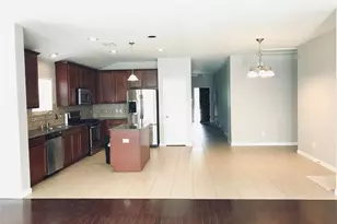 2016 Leisure Ln, League City, TX 77573 - Photo 5