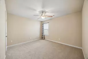 11927 Golden Lodge Ln, Houston, TX 77066 - Photo 15