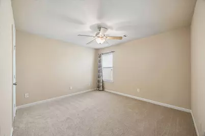 11927 Golden Lodge Lane, Houston, TX 77066 - Photo 15