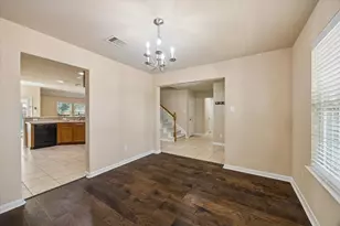 11927 Golden Lodge Ln, Houston, TX 77066 - Photo 3