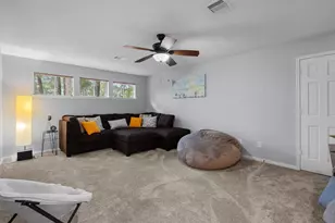 3915 Cinnamon Fern Ct, Houston, TX 77059 - Photo 35