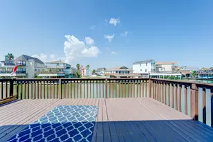 1822 Port O' Call St, Tiki Island, TX 77554 - Photo 17