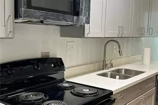 6200 Ranchester Dr, Houston, TX 77036 - Photo 9