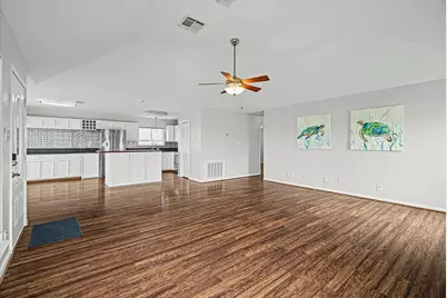 1190 Sailfish Street, Bayou Vista, TX 77563 - Photo 5