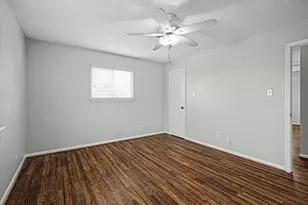 1190 Sailfish St, Bayou Vista, TX 77563 - Photo 15