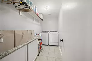 234 E Obryant St, Bellville, TX 77418 - Photo 29