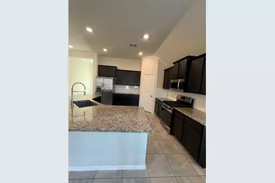 4933 Spring Terrace Lane, Rosharon, TX 77583 - Photo 11