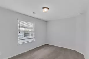 5327 CJ Walker Ln, Houston, TX 77048 - Photo 31