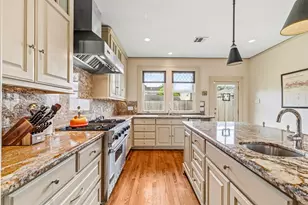 1521 Kipling St, Houston, TX 77006 - Photo 17