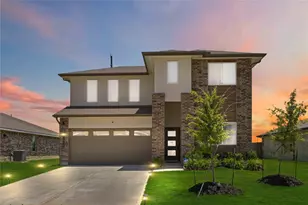 14714 Sweetwater Dr, Baytown, TX 77523 - Photo 1