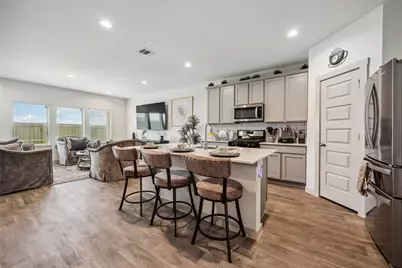 14714 Sweet Water Drive, Baytown, TX 77523 - Photo 13