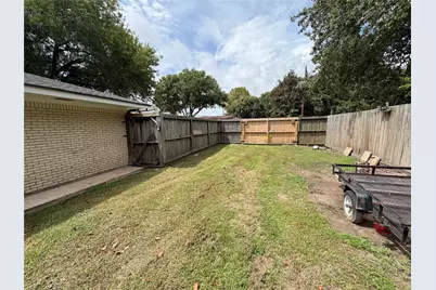 2004 9th Street, High Island, TX 77623 - Photo 9