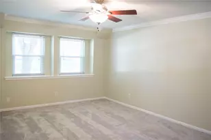 18119 N Shadow Valley Dr, Spring, TX 77379 - Photo 9
