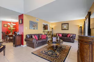 18 Antilles Ln, Nassau Bay, TX 77058 - Photo 5