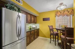 18 Antilles Ln, Nassau Bay, TX 77058 - Photo 11