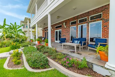 7306 Offats Point Circle, Galveston, TX 77551 - Photo 13