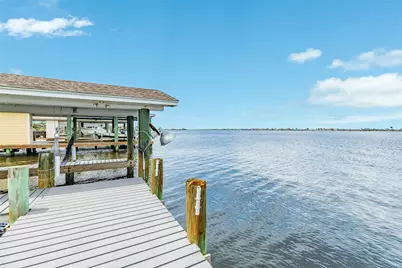 7306 Offats Point Circle, Galveston, TX 77551 - Photo 21