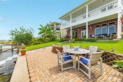 7306 Offats Point Circle, Galveston, TX 77551 - Photo 11