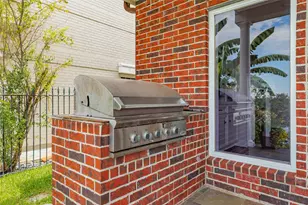 7306 Offats Point Cir, Galveston, TX 77551 - Photo 15